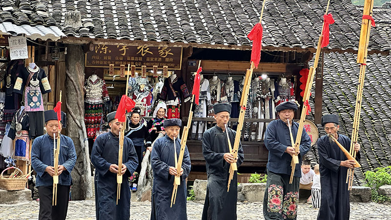 Lusheng performance in Guizhou